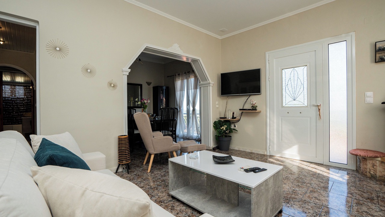 Photo of Livingroom in Agia Marina