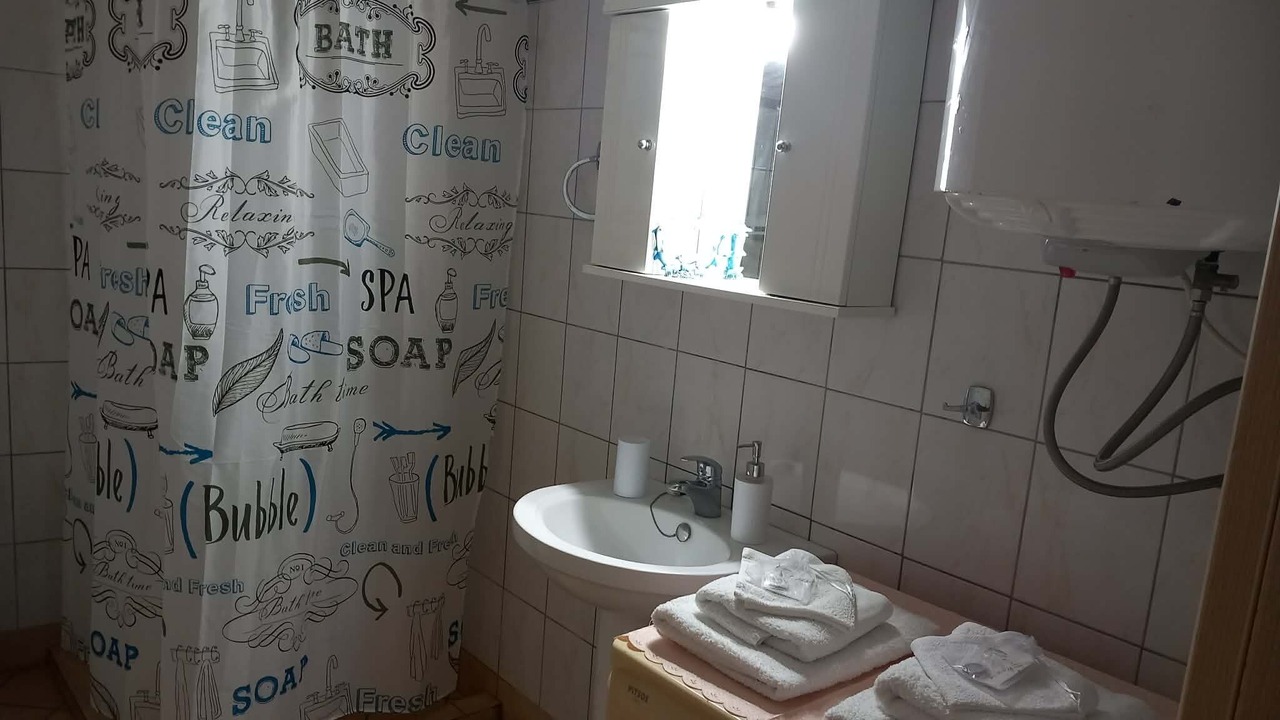 Photo of Bathroom in Polichnitos