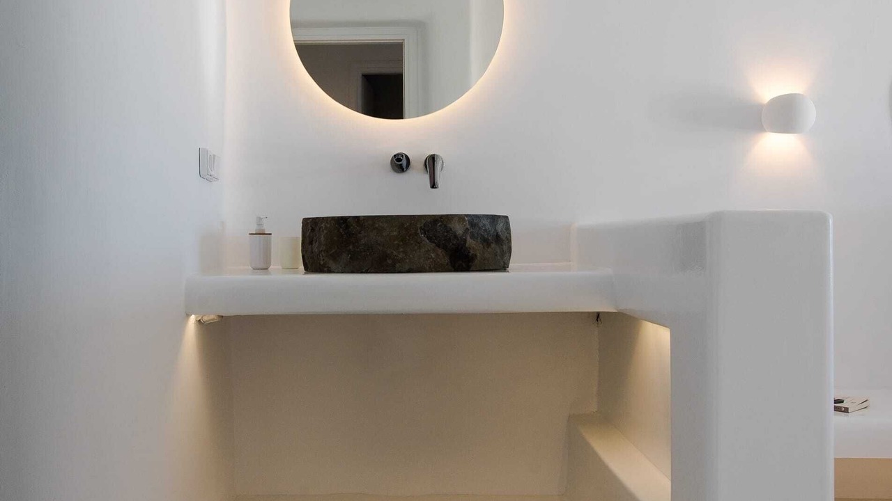 Photo of Bathroom in Elia