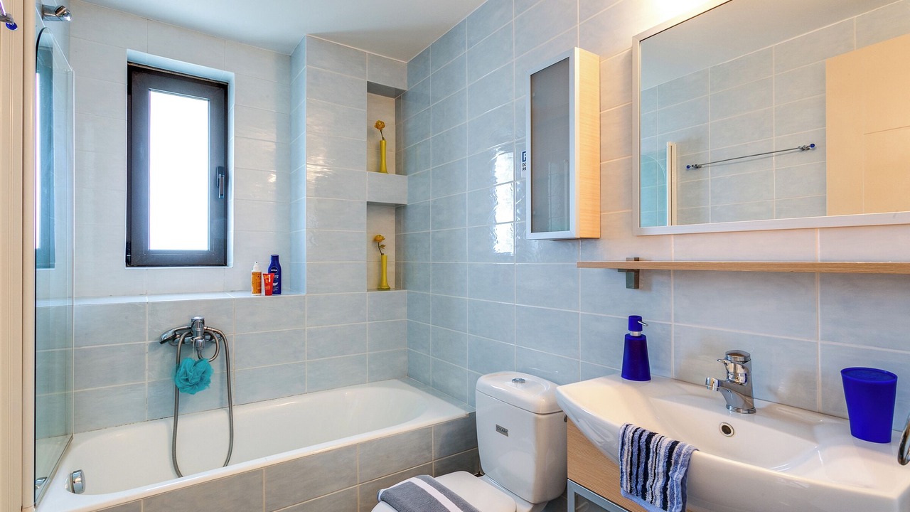 Photo of Bathroom in Kato Stalos
