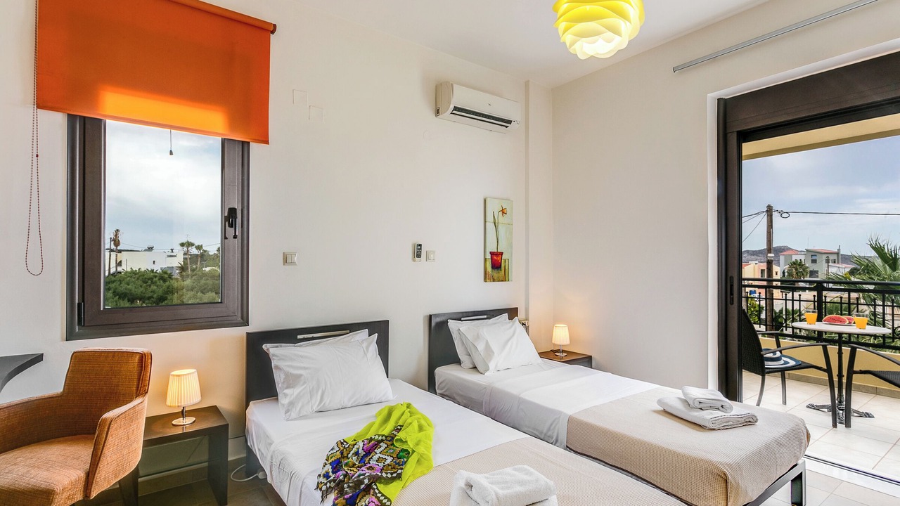 Photo of Bedroom in Kato Stalos