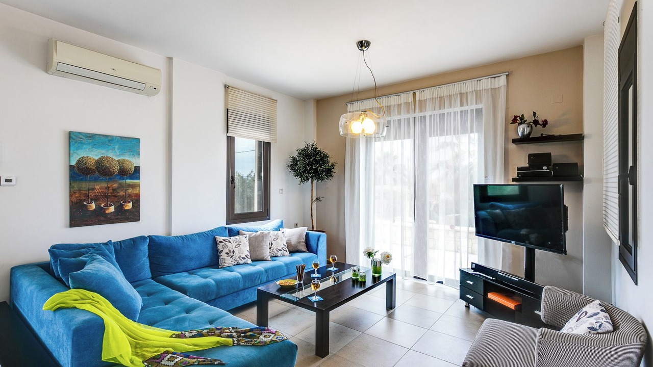 Photo of Livingroom in Kato Stalos
