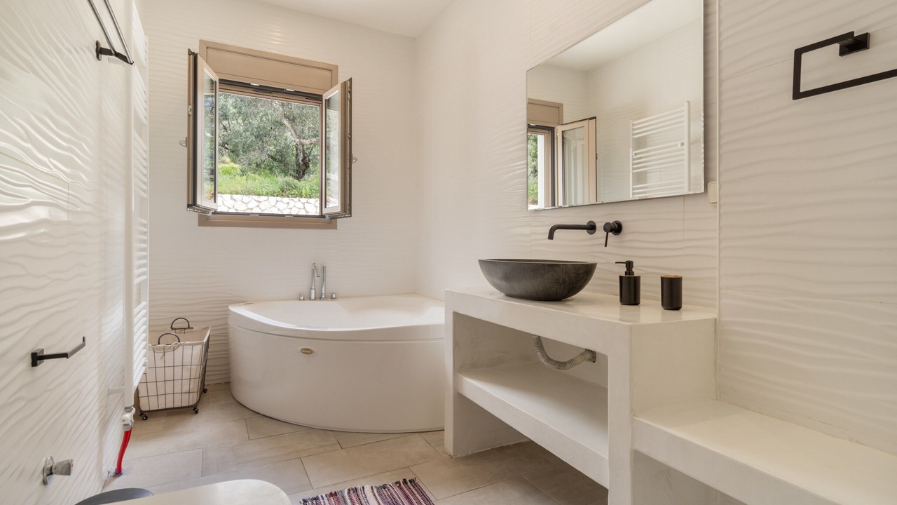 Photo of Bathroom in Mousata