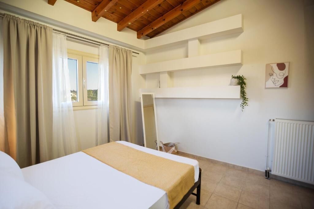 Photo of Bedroom in Molos