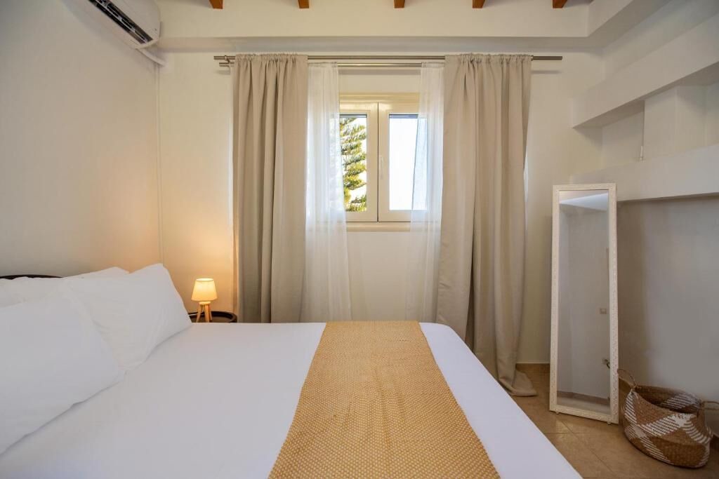 Photo of Bedroom in Molos