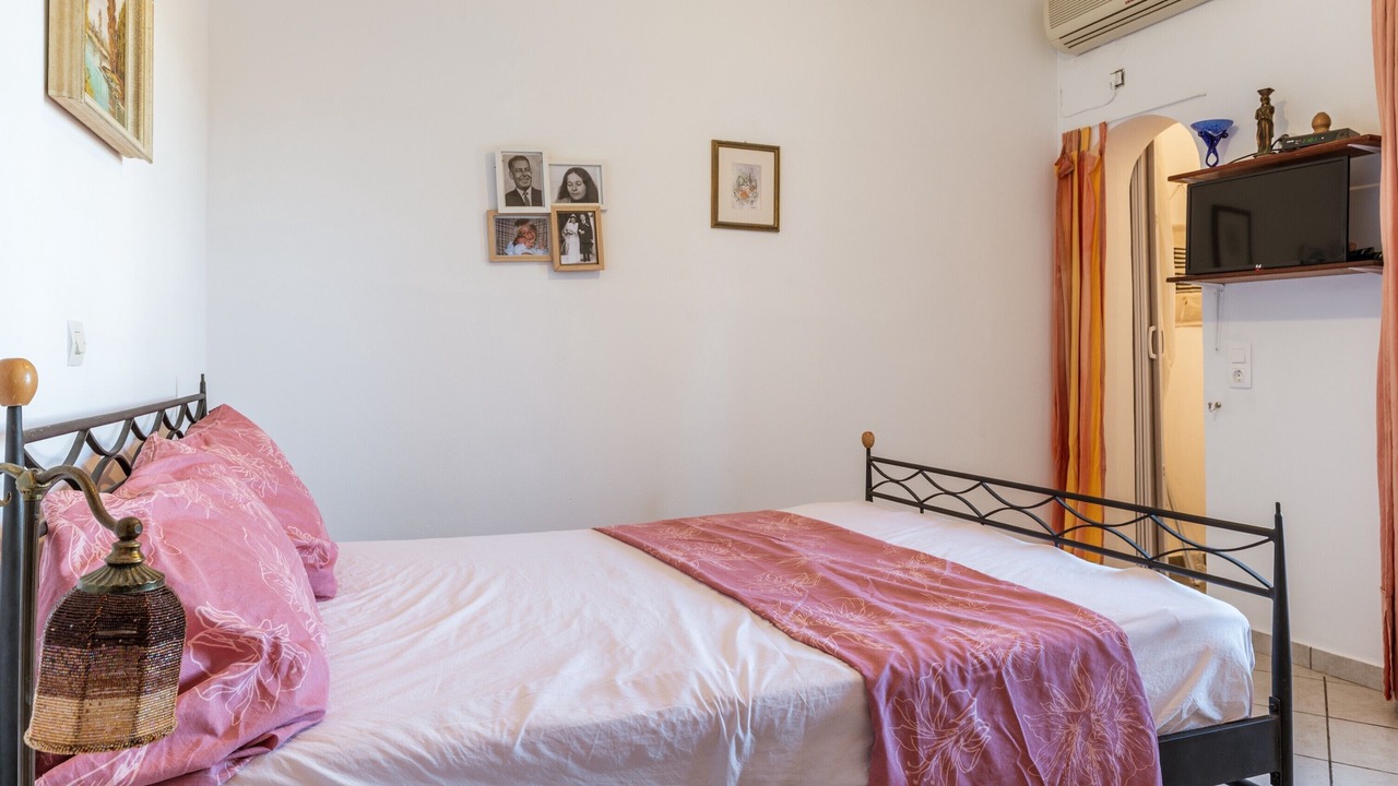 Photo of Bedroom in Tinos Town