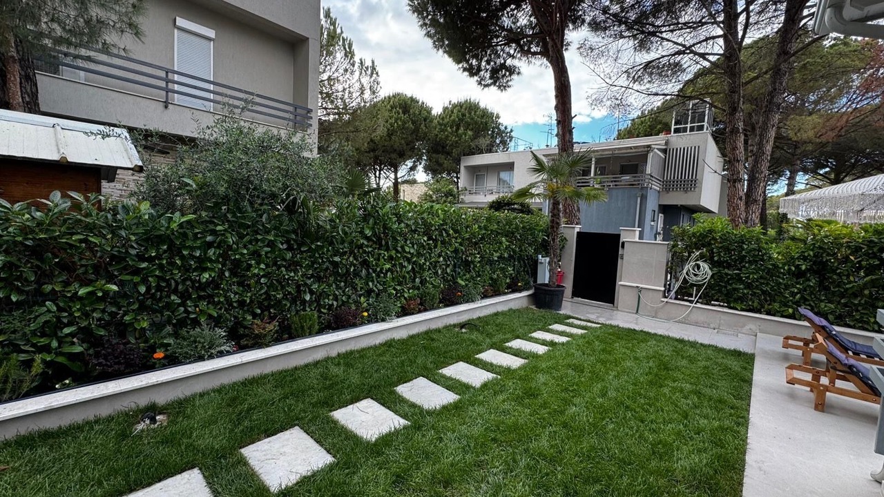 Photo of Outdoor in Qerek