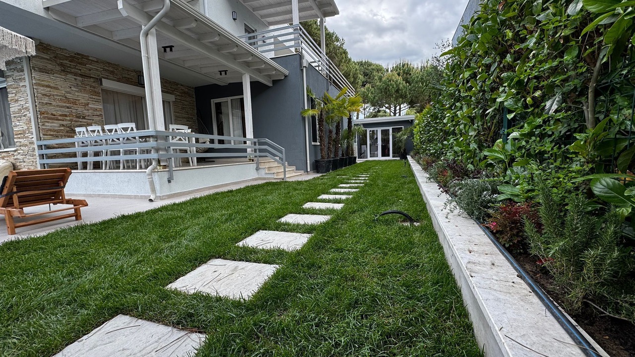 Photo of Patio Balcony in Qerek