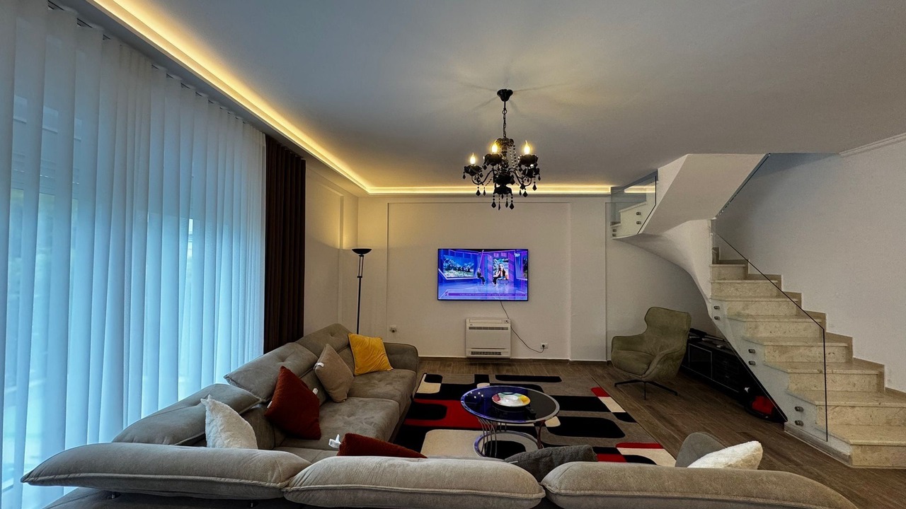 Photo of Livingroom in Qerek