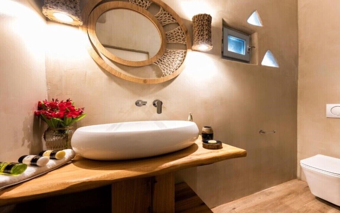 Photo of Bathroom in Drios