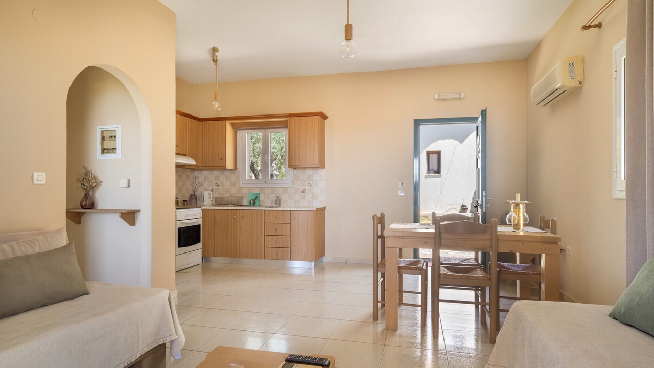 Photo of Livingroom in Leivathos