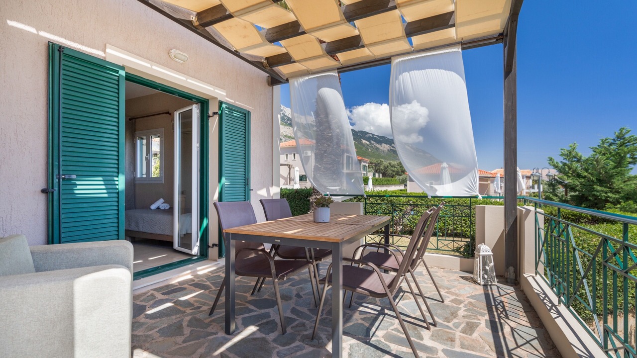 Photo of Outdoor in Leivathos