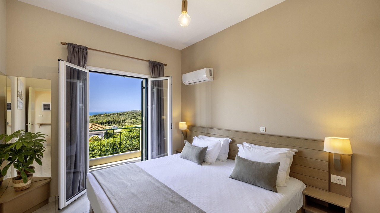 Photo of Bedroom in Leivathos