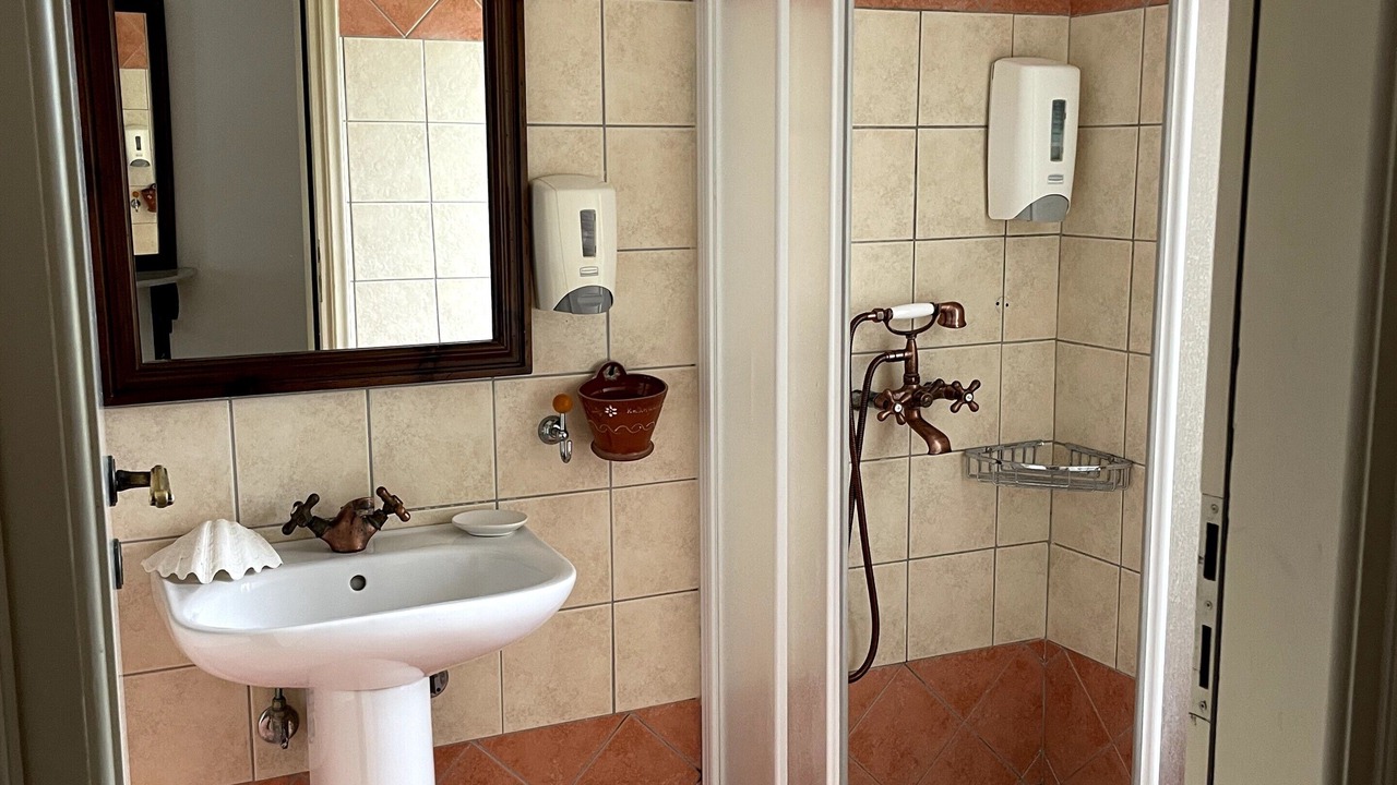 Photo of Bathroom in Kithira