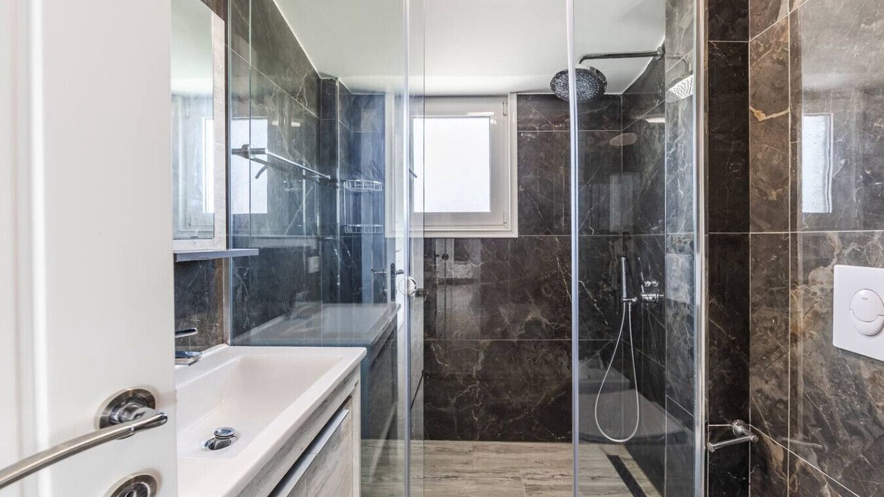 Photo of Bathroom in Golem