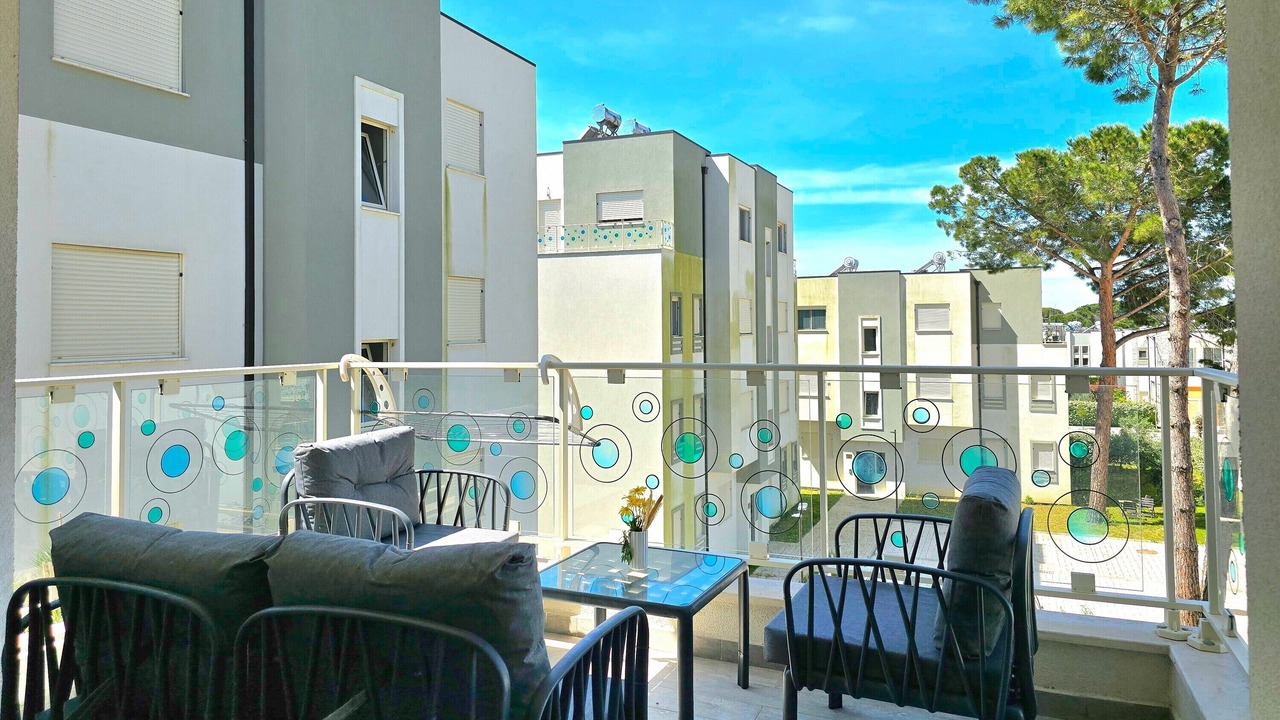 Photo of Patio Balcony in Ishem