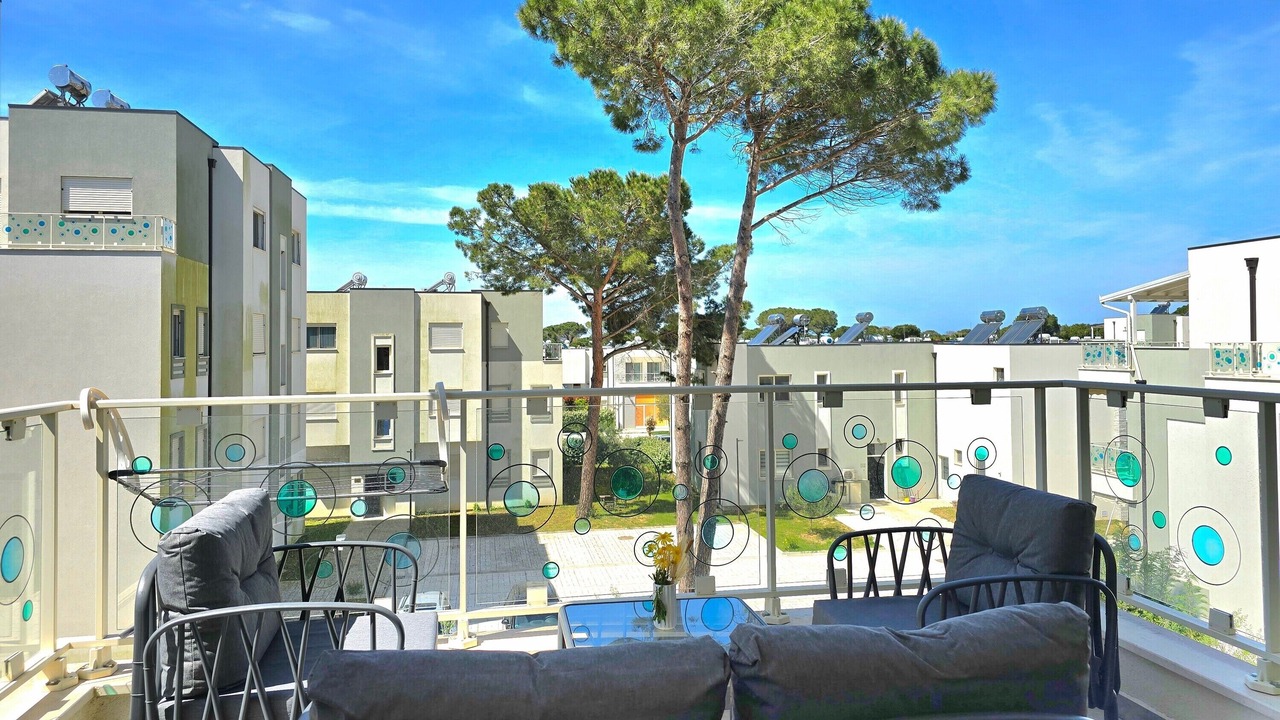 Photo of Patio Balcony in Ishem