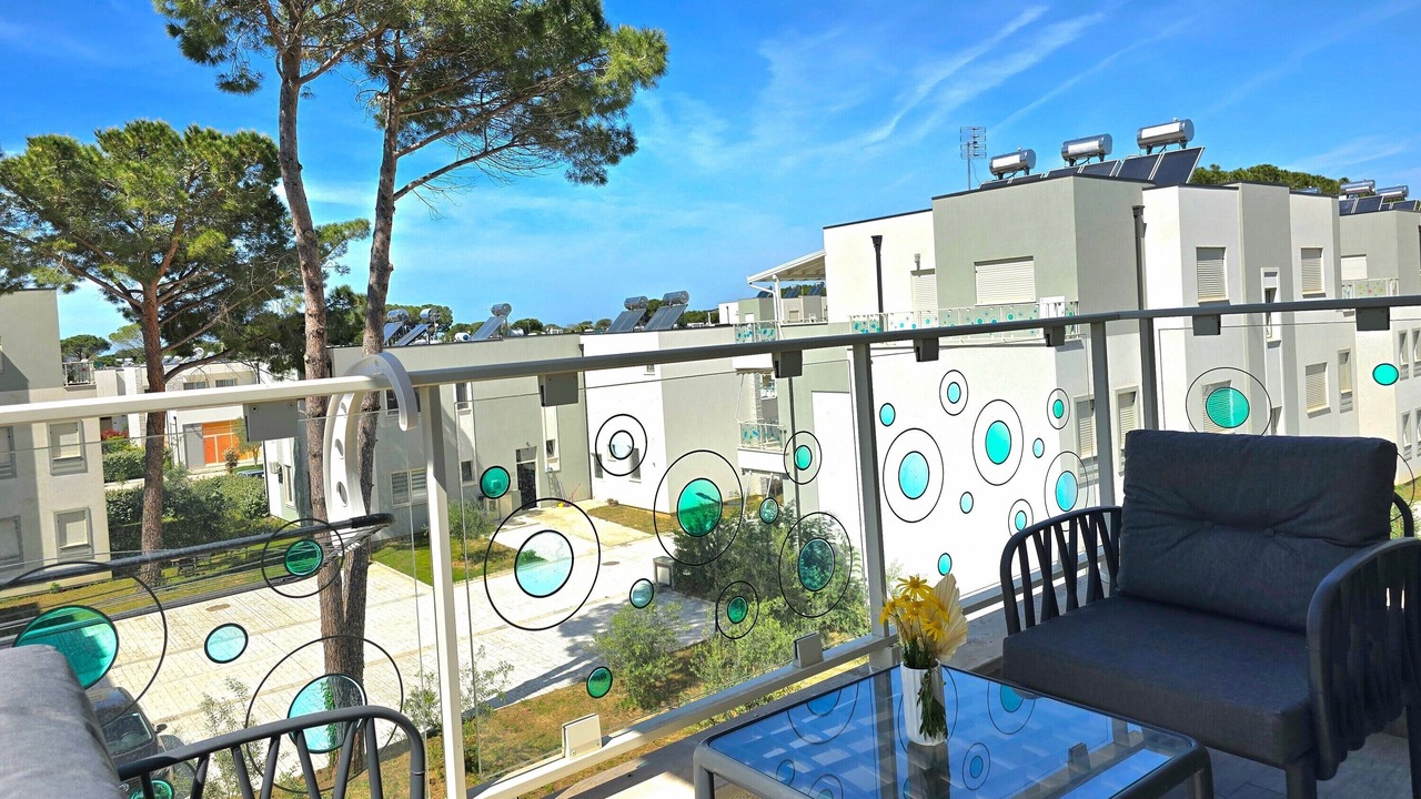 Photo of Patio Balcony in Ishem