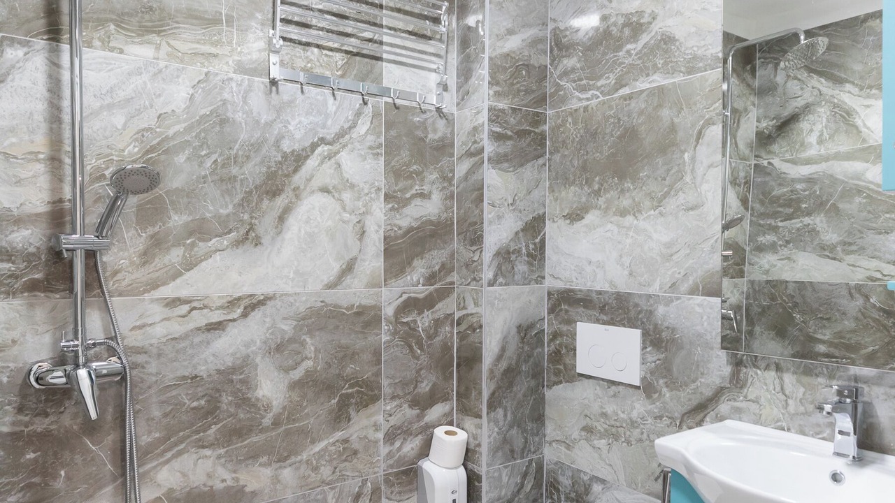 Photo of Bathroom in Golem