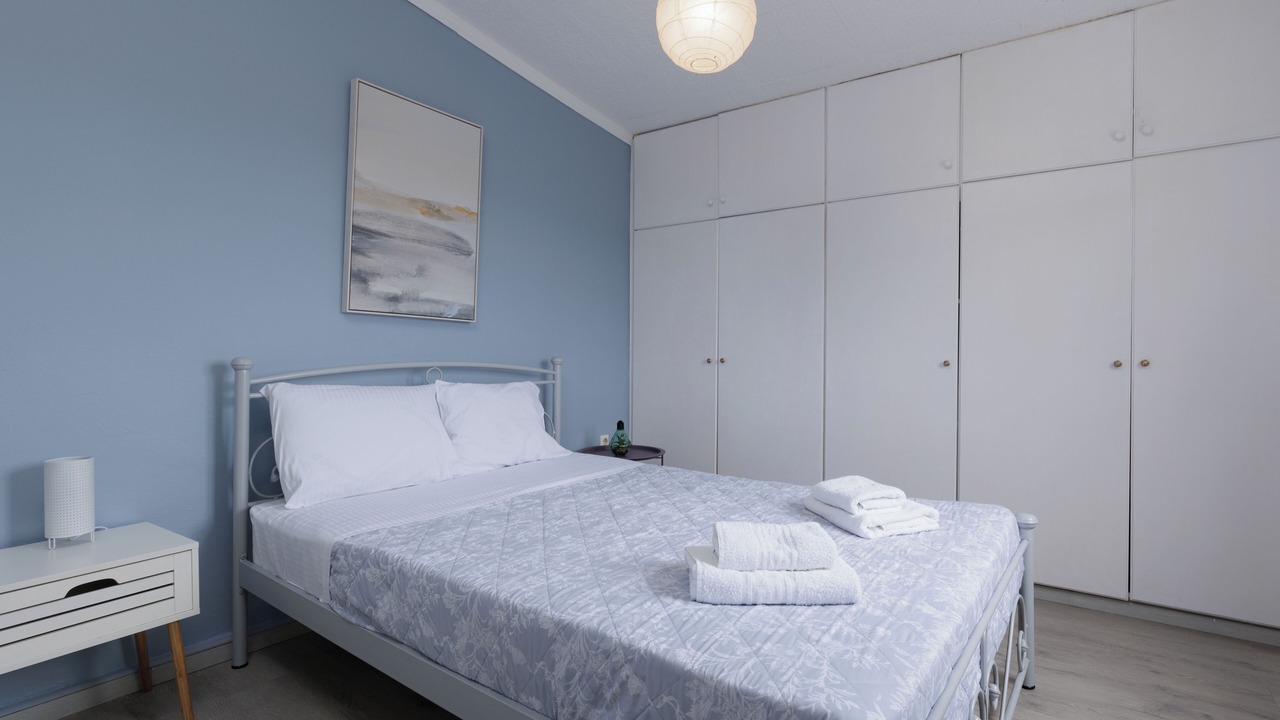 Photo of Bedroom in Ipsos