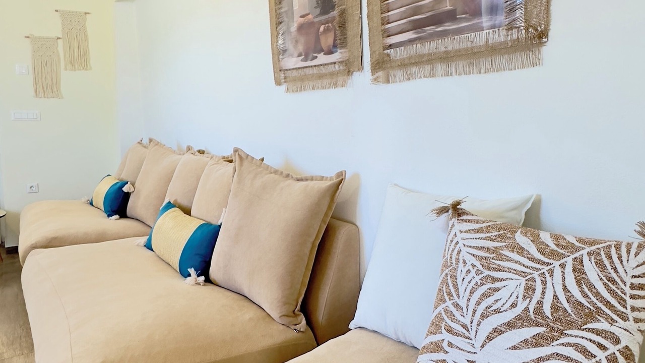 Photo of Livingroom in Ornos