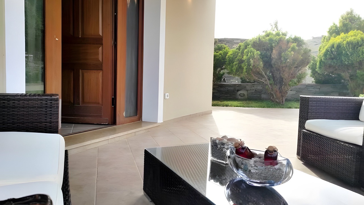 Photo of Patio Balcony in Ydrousa