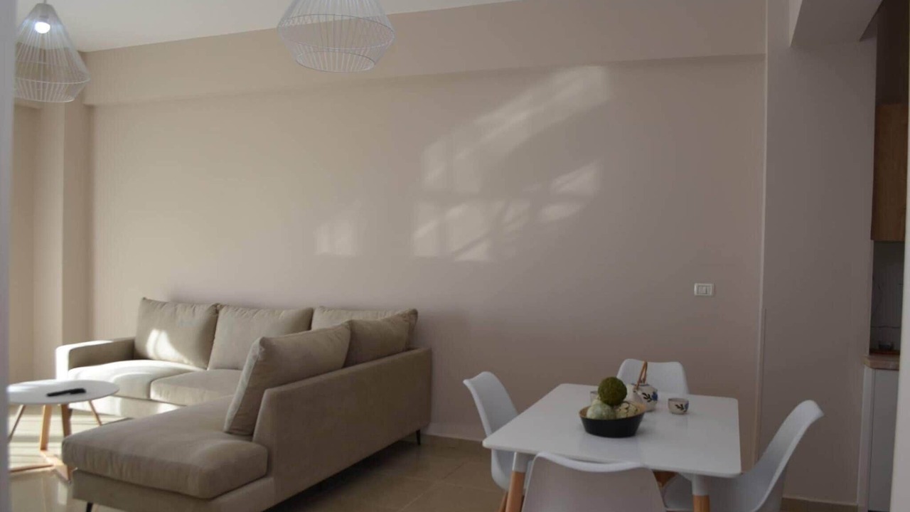 Photo of Livingroom in Qender