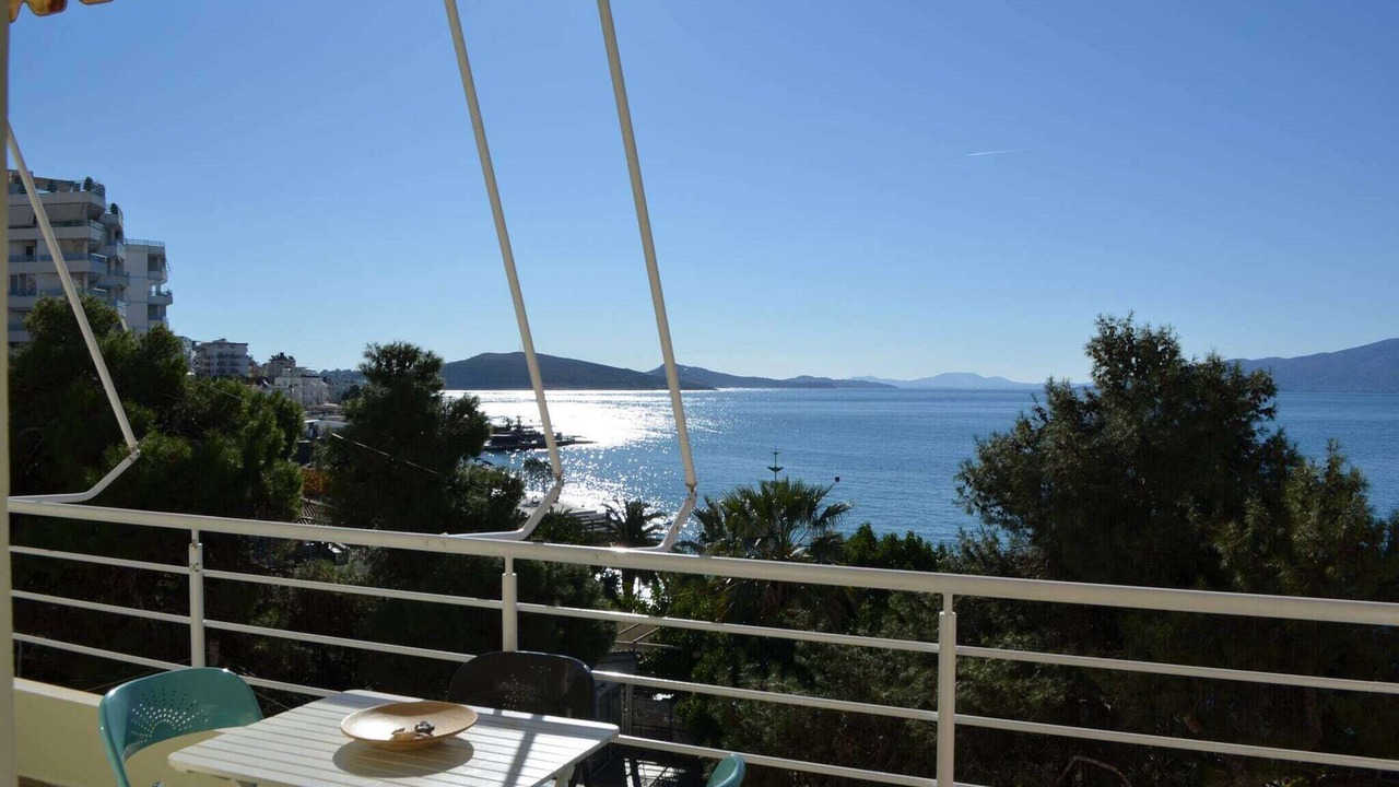 Photo of Patio Balcony in Qender