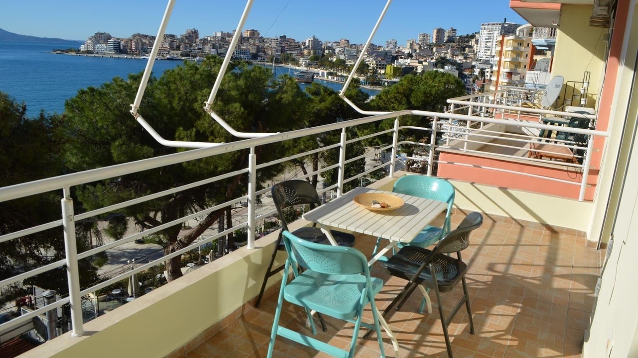 Photo of Patio Balcony in Qender