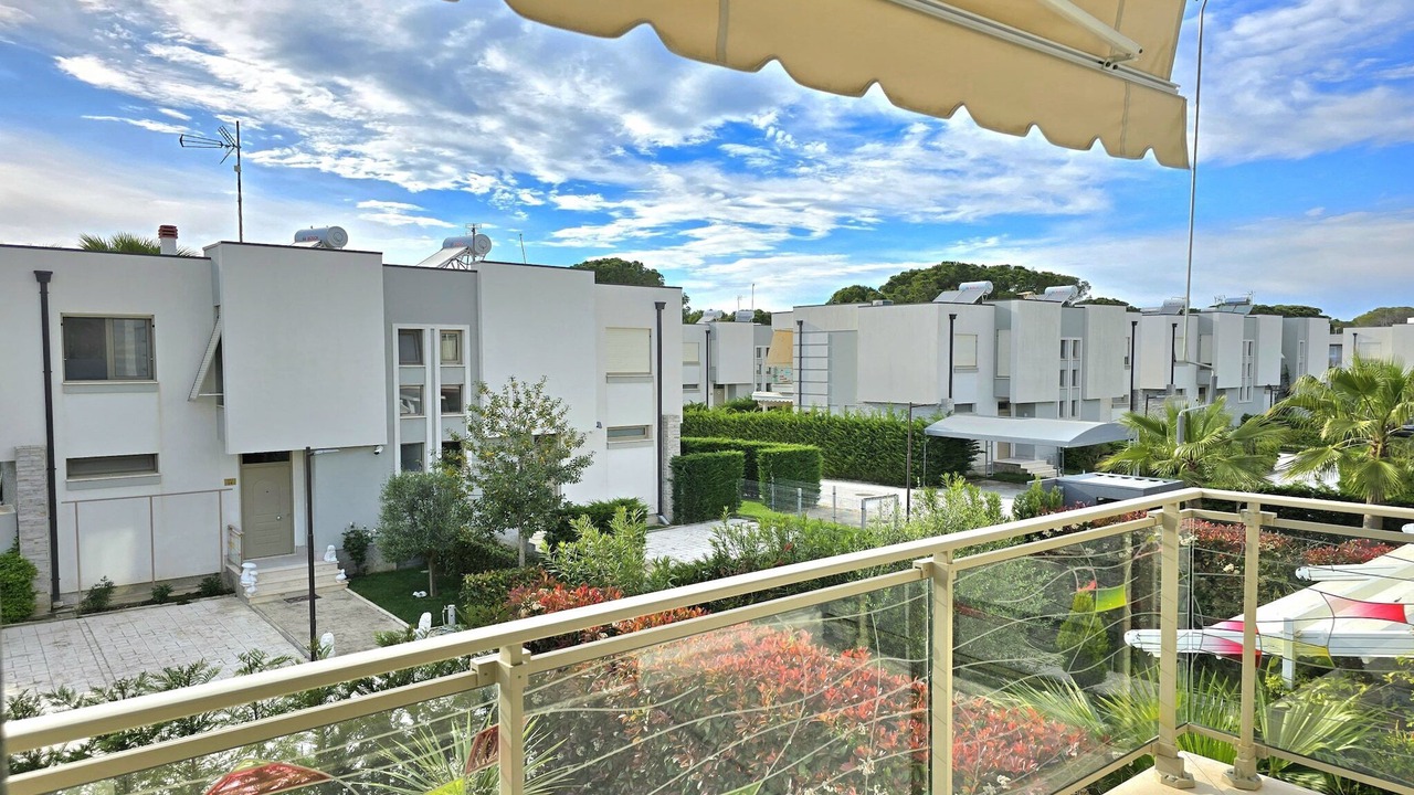 Photo of Patio Balcony in Ishem