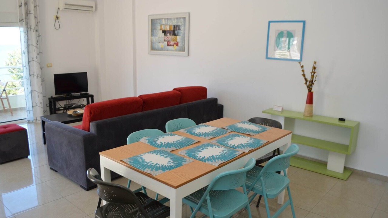 Photo of Livingroom in Qender