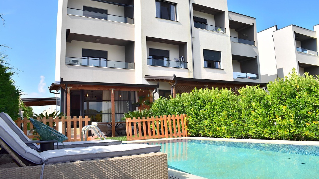 Photo of Outdoor in Qerek