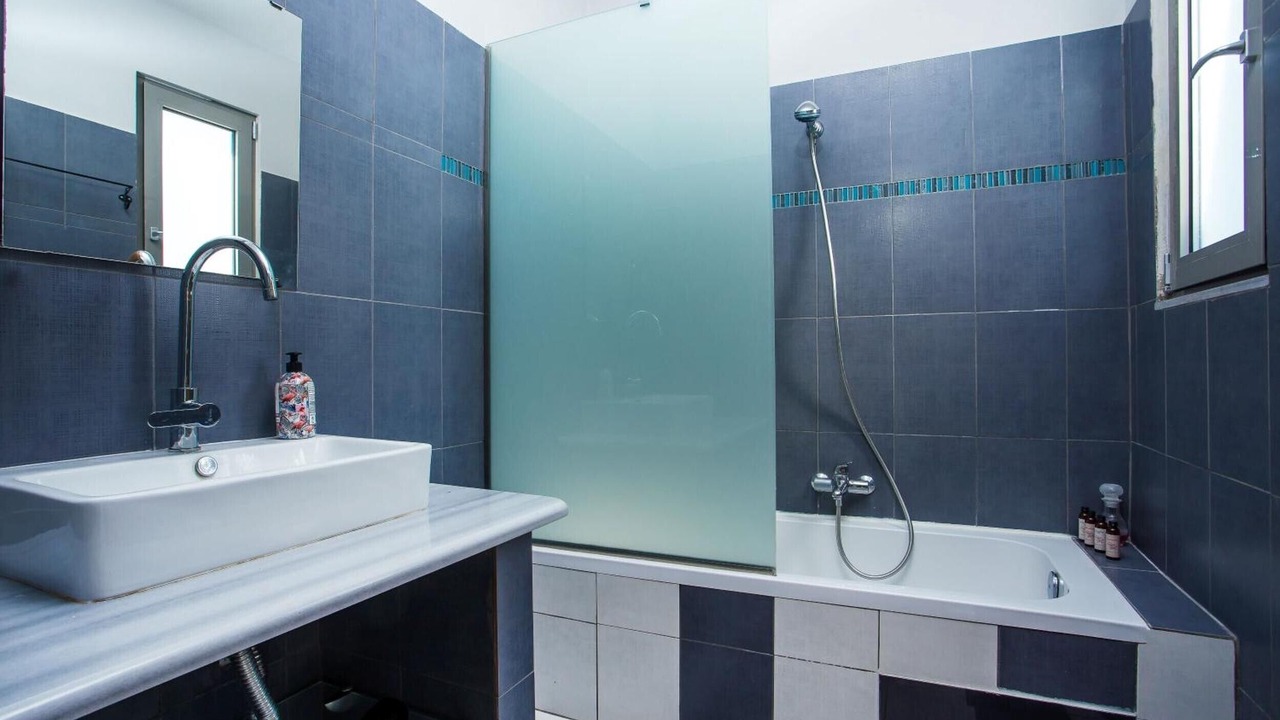 Photo of Bathroom in Ixia