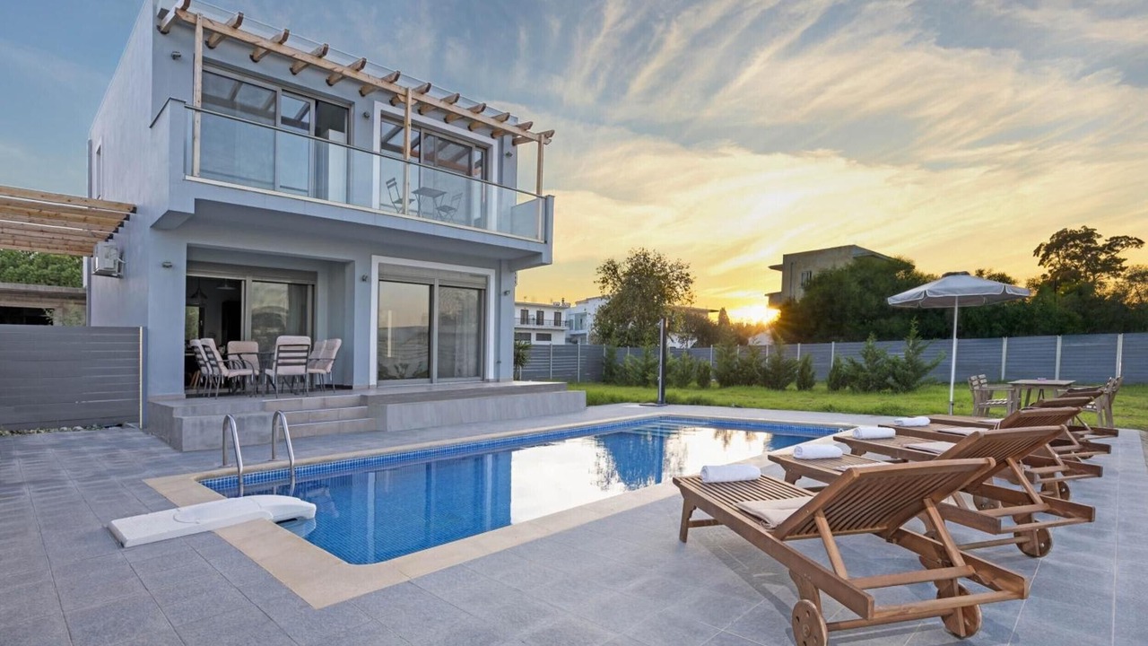 Photo of Outdoor in Ixia