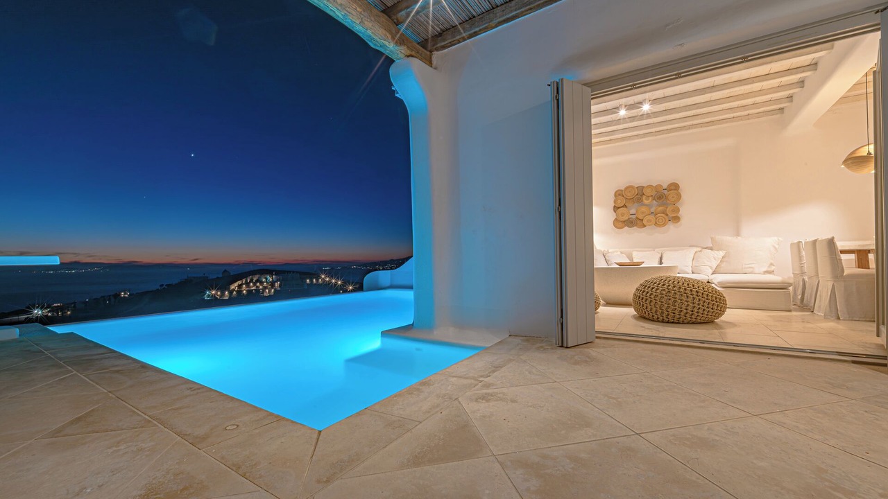 Photo of Bedroom in Faros Armenistis