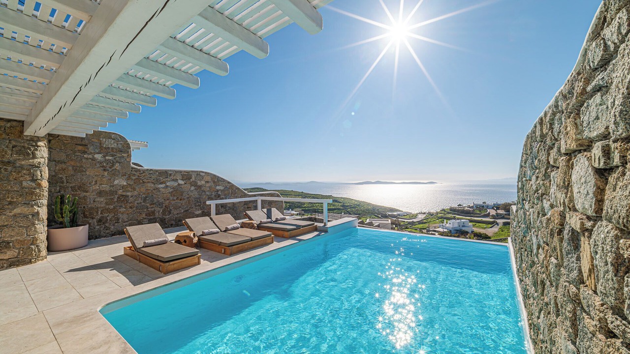 Photo of Bedroom in Faros Armenistis