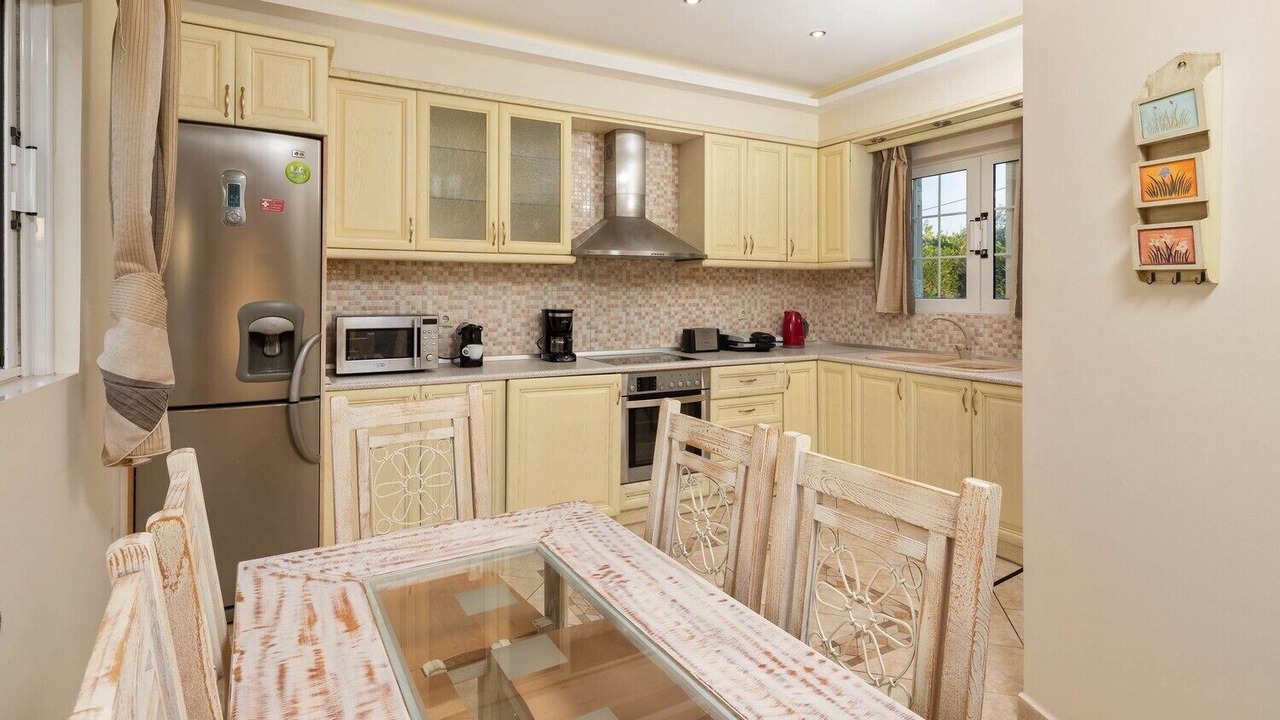 Photo of Kitchen in Dafnata