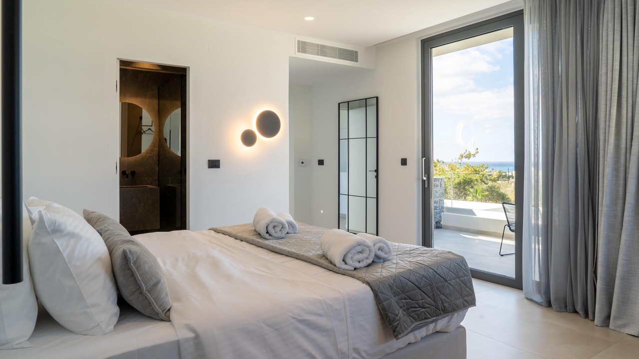 Photo of Bedroom in Anissaras