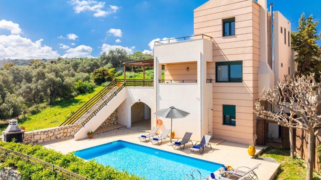 Photo of Outdoor in Gerani