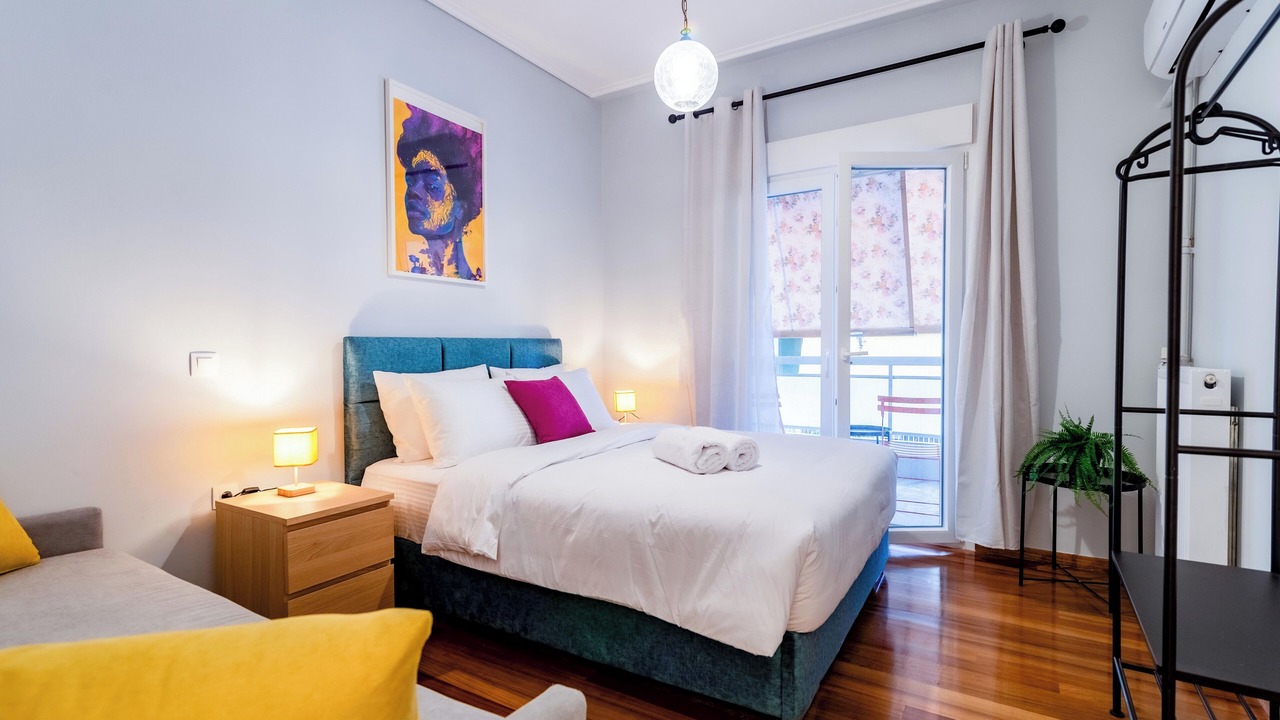 Photo of Bedroom in Metaxourgio