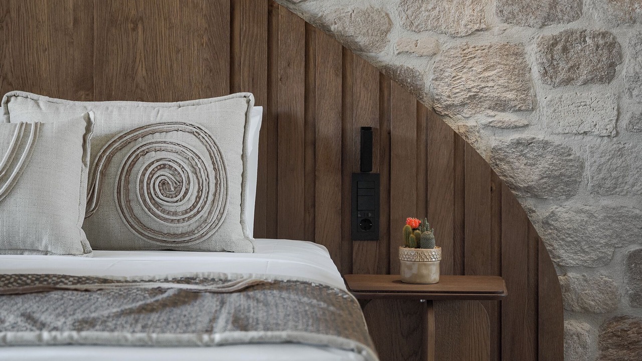 Photo of Bedroom in Milos