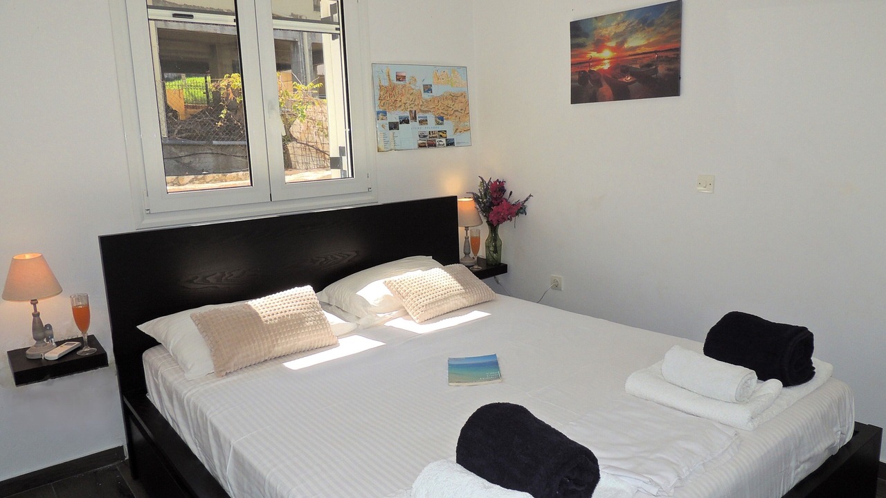 Photo of Bedroom in Plaka