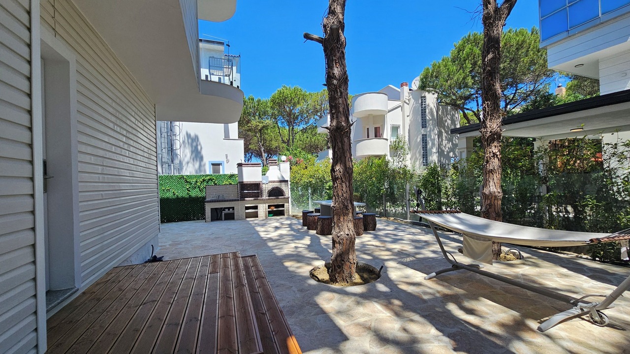 Photo of Patio Balcony in Golem