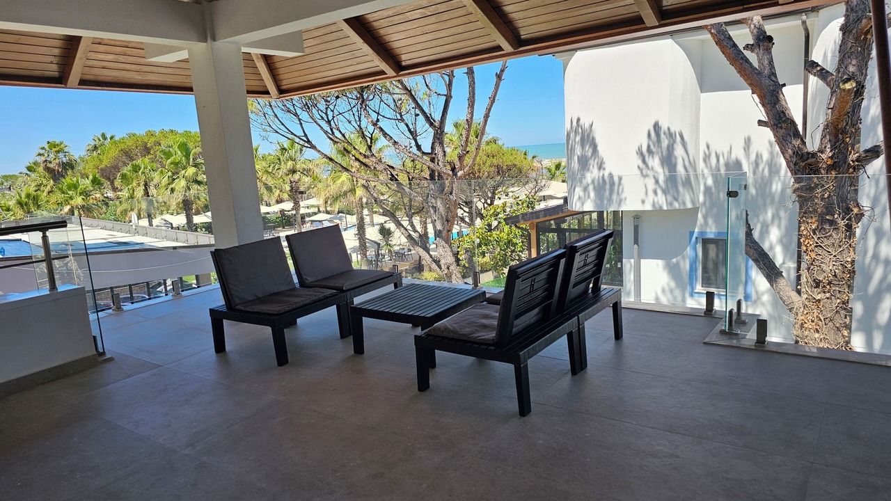 Photo of Patio Balcony in Golem