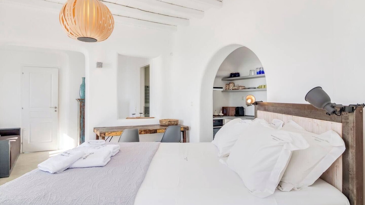 Photo of Bedroom in Faros Armenistis