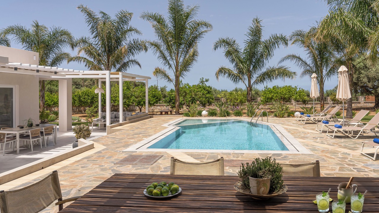 Photo of Outdoor in Adelianos Kampos