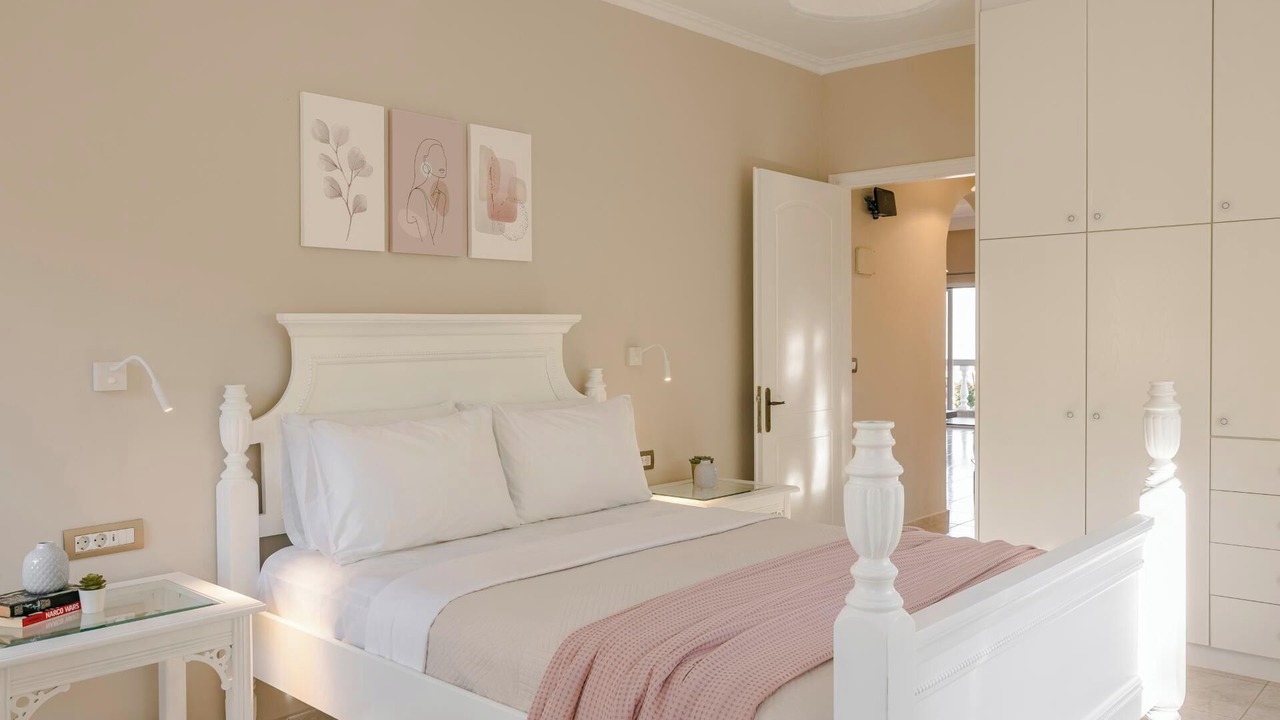 Photo of Bedroom in Katapodata