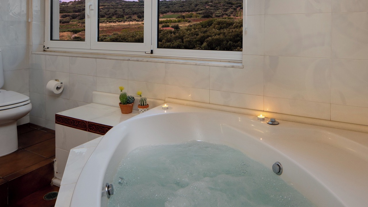 Photo of Bathroom in Chorafakia