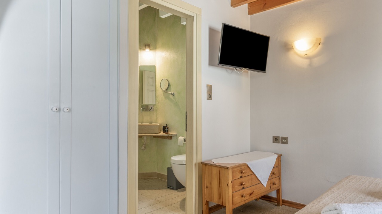 Photo of Bedroom in Skala