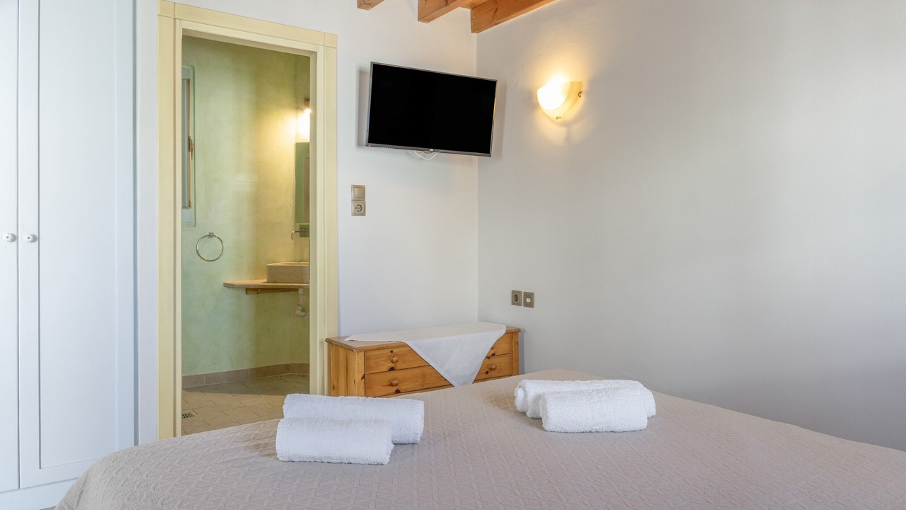 Photo of Bedroom in Skala
